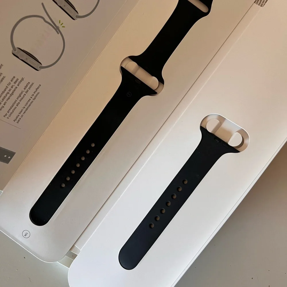Apple 44mm Black Smartwatch Band